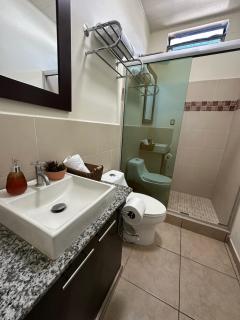 Habitación M en Casa Acogedora - 4