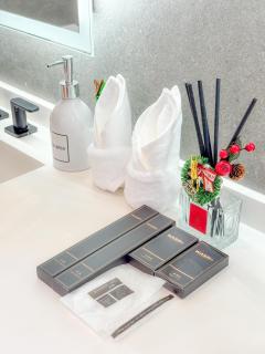 5BR Pool Villa with 20m Pool & Cinema near Laguna by Warm plus - 8