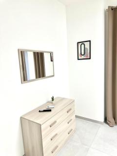 Levante Apartments 1 - 2