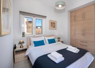 Stelios Florans Apartment - 8