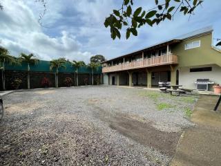 El Cofre Secure and private gated home - 9