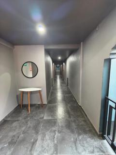 Downtown Historic Area Modern and Comfortable - 6