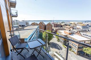 Purbecks - Superb views to Poole Harbour and Purbeck Hills - 7