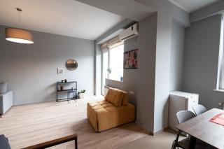 Cozy & Stylish Apartment - 3