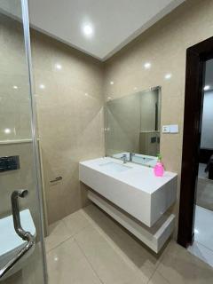 4BR Villa Perfect Staycation for Overseas Pakistanis in Bahria Town Rawalpindi - 6