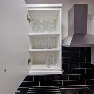 Balco Spacious 4 Bed Flat - All Double Beds - Free Parking - West Bridgford - 3