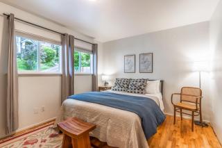 Serene Pet-friendly Home 1 Mile from Bellevue DT - 6