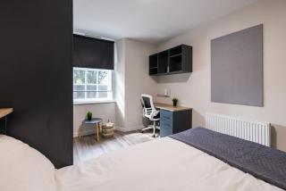 Premium One Bedroom Apartment in Lyon Street - 1