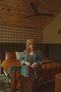 The Pine Cozy Cabin with Hot Tub, Sauna, Pickleball and Plunge - 4