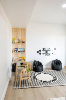 The Southview Home Newly Renovated Hot Tub Game Room - 5