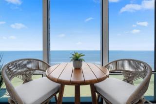 New Beachfront Condo Pool Surfing Fishing - 5