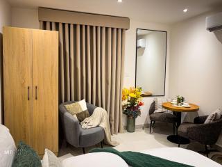 NASA's Studio Apartment at Bantree - 5 mins from Kotoka International Airport - 3