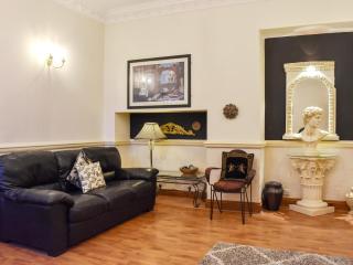 Mews Cottage - 8