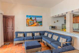 Ocean Front Villa - Private Pool and Ocean Access - 3