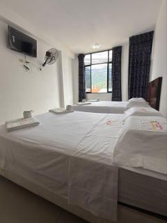 Hospedaje Turístico Real Madrid - 0