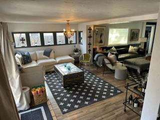 The Dandelion SV-Thistle. B&B, Reimagined - 5