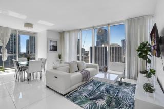 Icon Brickell 2BR Poolside Paradise in the Sky - Miami - 0