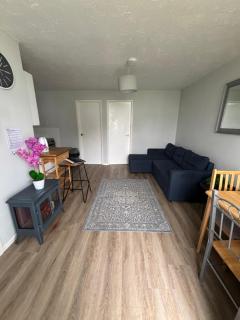 82, Two bed Chalet on Belle Aire Holiday Park - sleeps 5, pet friendly, bed linen and towels included plus onsite entertainment available - 9