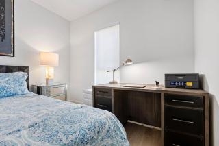 8 Santa Monica Huge Stylish Apartment - 8