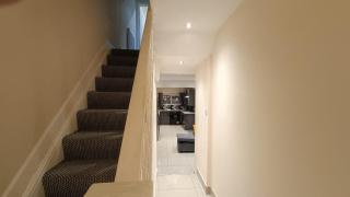 Triplex Hot Tub House with Private Garden - 3