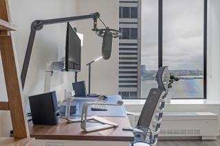 FiDi Studio w Work Setup by Anyplace - 11431 - 3