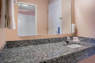 Ramada Limited 100 Mile House - 3