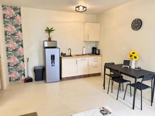 Central Curaçao Getaway 9min to Beach & Airport -AquaVida Stay Curacao- - 1