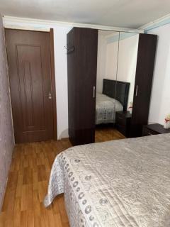 Cozy old fashioned flat in Tbilisi - 9