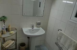 fully furnished 3BR Corniche in heart of Abu Dhabi - 0