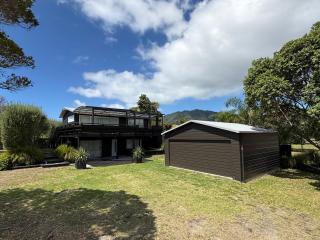 Sol Vista Paku - Pauanui Holiday Home - 1