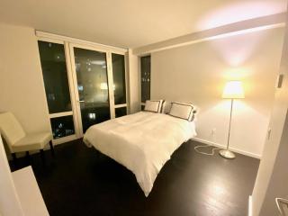 1Bed room 30days min stay Nr Grand Central with Washer dryer in Unit - 0