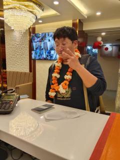 A boutique Mahesh Deluxe - 5