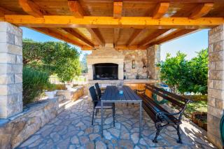 Apartments with parking space Mrljane - Pasman - 20056 - 2