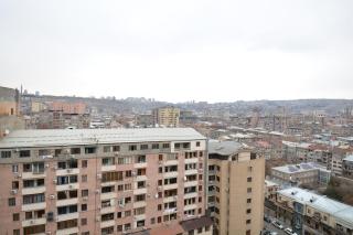 Spacious 2BR Stay Near Seasons Park - 8