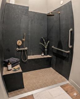 The Well Hotel & Taproom - 4