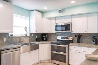 Blizzard's Lighthouse home - 8