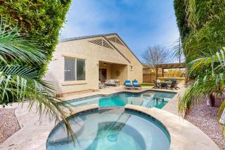 Luxurious home with private pool, spa, WiFi & central AC - 9