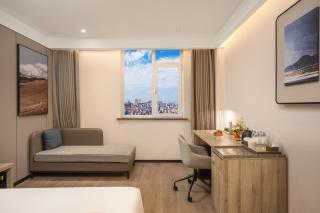 Atour Hotel Weihai City Center - 4