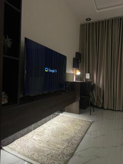 Luxurious Studio - 5