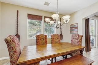 Large, dog-friendly home with air hockey & great location close to trails - 3