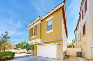 Classy house near trails with pools, playground, basketball & beautiful upgrades - 7