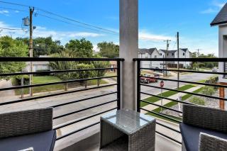 Elegant 4BR Home w Rooftop 5 min to Downtown - 8