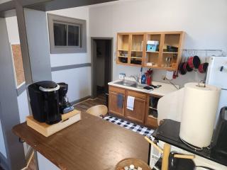 K5 2nd Floor Studio Near MTU, Keweenaw, Great Rates - 6
