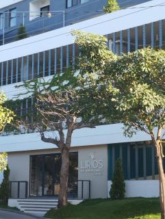 Apartamento en Lirios de Miraflores con facil acceso a varios puntos de la ciudad - 1