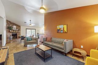 Charming & sunlit villa with private pool, patio, & firepit - near golf & trails - 7