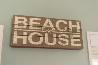 Beach House at 406 - Walk to the beach - 1