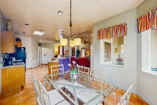 Comfortable getaway with hot tub, pool, private BBQ & full kitchen - 3