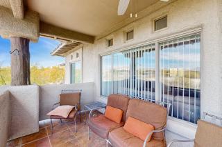 Inviting condo with balcony & clubhouse amenity access - 5