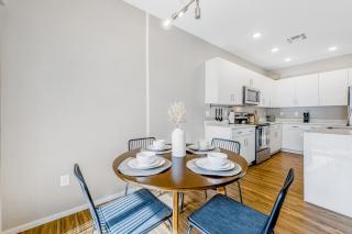 Charming Condo with Central AC & Washer, Dryer - Shared Pool & Hot Tub - 6