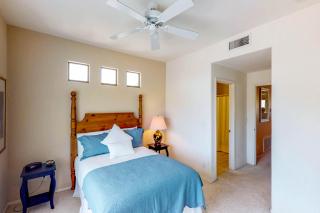 Spacious, dog-friendly condo with pool & hot tub - 1